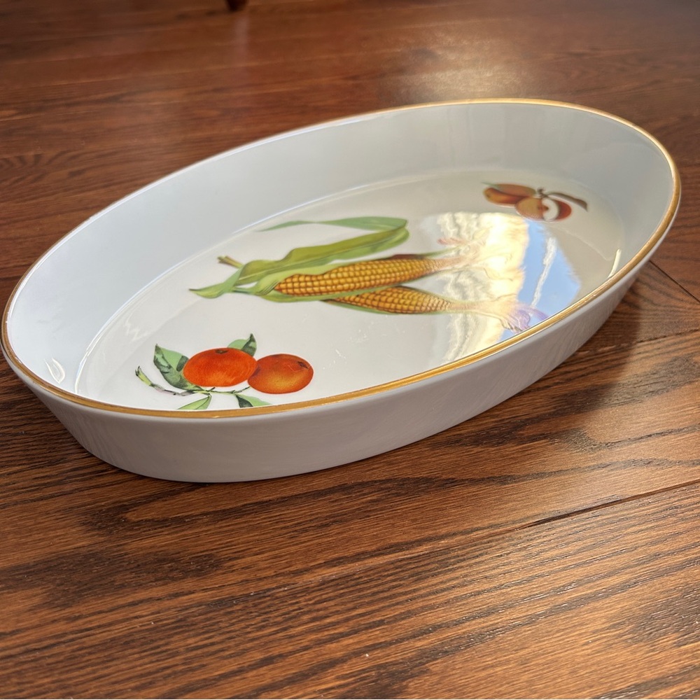 Royal Worcester EVESHAM Gold Edge  14 1/2  inch Oval Serving Dish 1961